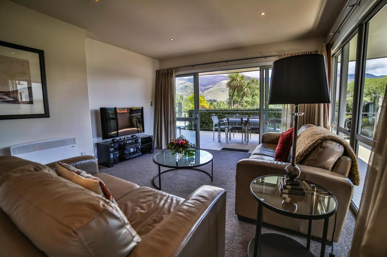 Lakeside Apartments Wanaka Buitenkant foto