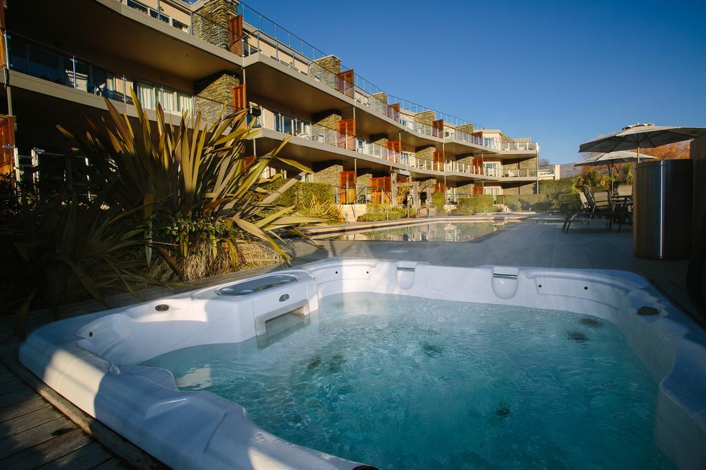 Lakeside Apartments Wanaka Buitenkant foto
