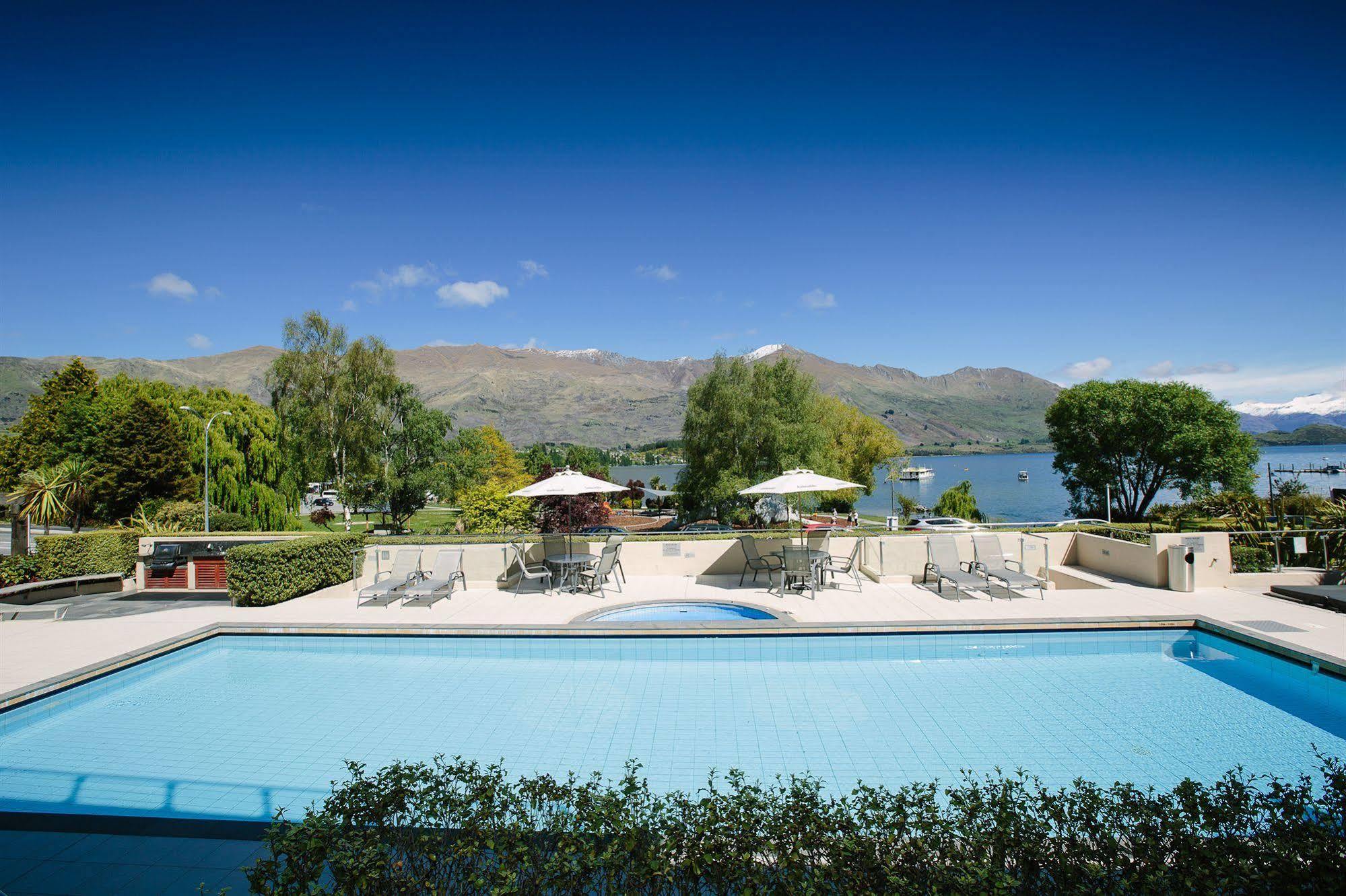 Lakeside Apartments Wanaka Buitenkant foto